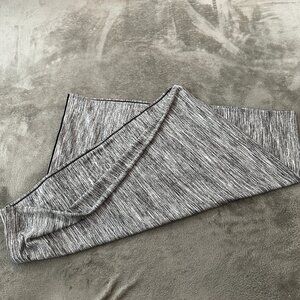 Lululemon Vinyasa Scarf Wrap Gray Space Dye